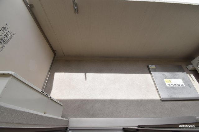 ルミネソレイユ江坂　仲介手数料無料のバルコニー
