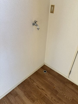 【設備】 | キャッスルインパーク | 室内洗濯機置場