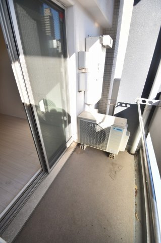 Bee-ParQ扇町のバルコニー