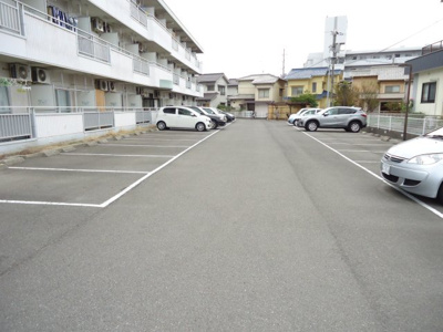 【駐車場】 | エメローズ汐田
