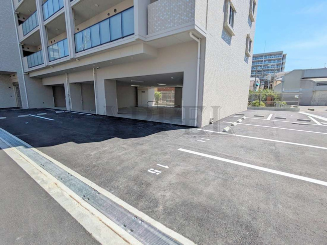【駐車場】 | スプランディッド福島WEST
