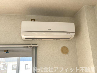 【設備】 | エメローズ汐田 | エアコン