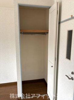 【収納】 | エメローズ汐田 | クローゼット