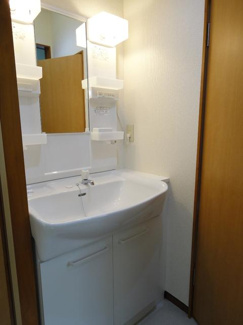 【洗面所】 | 吉田ビル | 洗面台は独立しています。