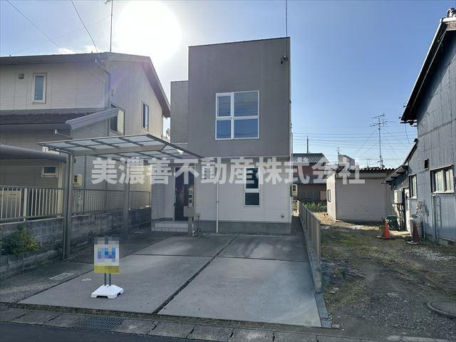 ６２２６８　岐阜市旦島中中古戸建ての外観