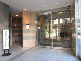 【エントランス】