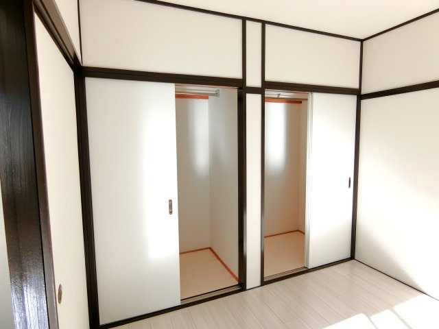 コーポメイプルC棟の収納