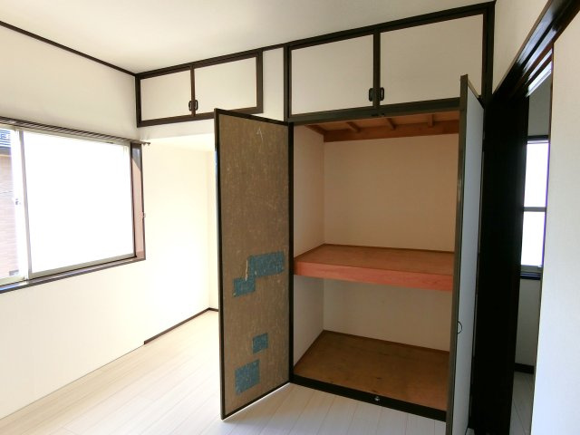 コーポメイプルC棟の収納