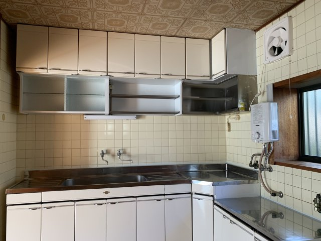 中古住宅　長森本町1丁目のキッチン