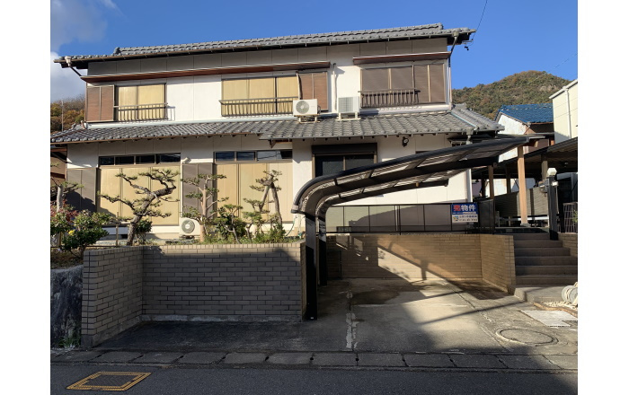 中古住宅　長森本町1丁目の外観