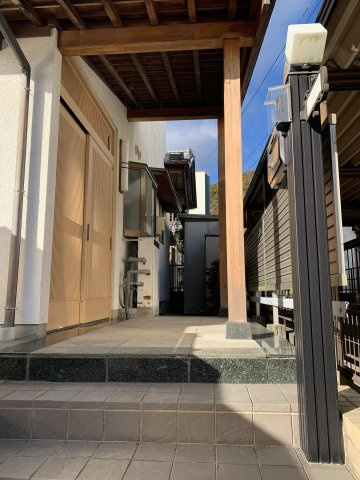 中古住宅　長森本町1丁目の玄関