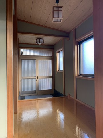 中古住宅　長森本町1丁目のその他|玄関