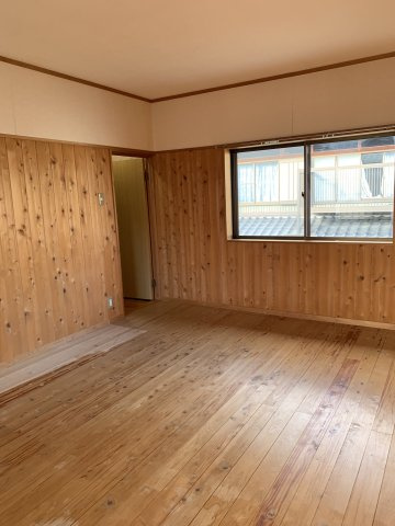 中古住宅　長森本町1丁目の洋室|2階増築部分