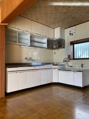 中古住宅　長森本町1丁目のキッチン