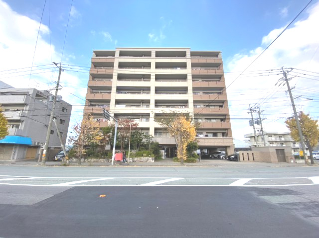 アーサー箱崎宮前の外観|総戸数37戸のマンションです。