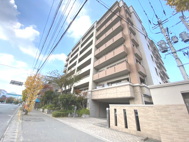 アーサー箱崎宮前の外観|平成18年築壁芯90㎡越え3LDKです！