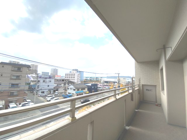アーサー箱崎宮前の展望|角部屋ならではの2面バルコニーで解放感があります！