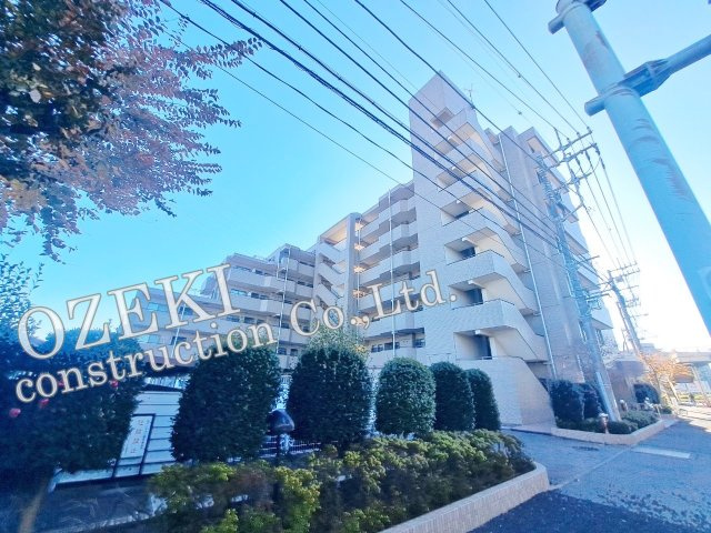 越谷北パーク・ホームズの外観