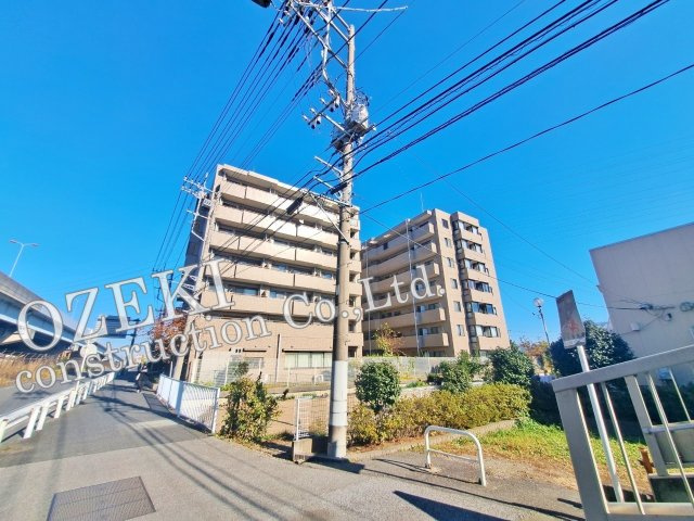 越谷北パーク・ホームズの外観