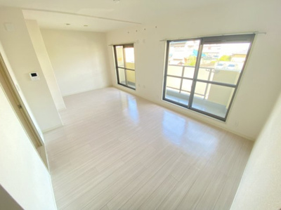 【居間・リビング】 | クレール豊中曽根