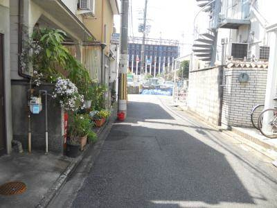 メゾン・ド・十条の周辺|前面道路