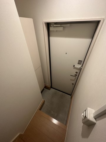 ディアコート赤羽の玄関