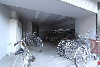 【駐車場】