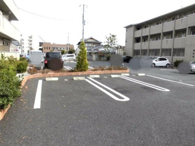 【駐車場】 | コルティーＺ