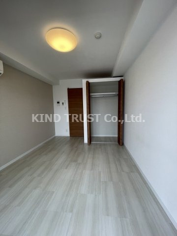 カサベージュ天神橋の居間・リビング|こちらのリビングで趣味の時間をお楽しみください