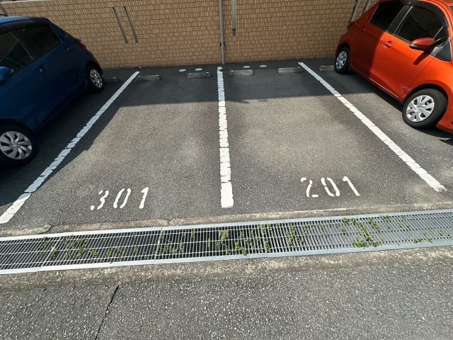 ユーミーくりやまの駐車場