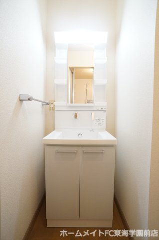 熊本市北区武蔵ケ丘９丁目のアパートの独立洗面台
