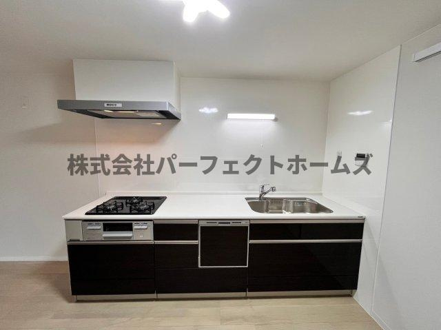 須山町戸建　賃貸のキッチン|キッチンでお料理をお楽しみください