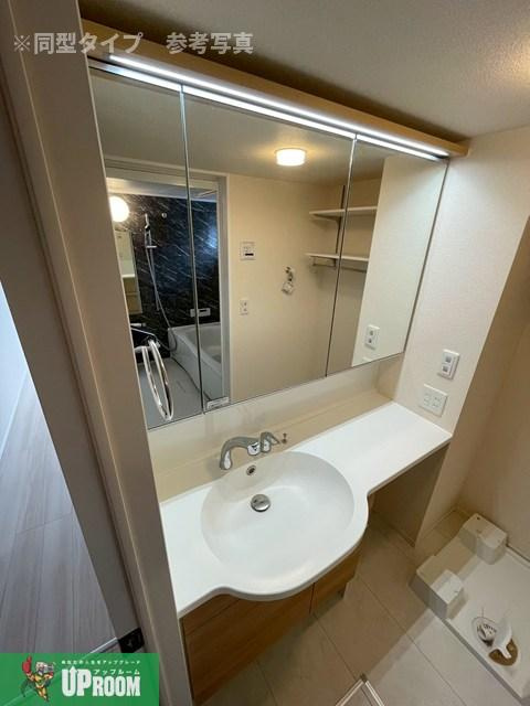 シャトルアキラⅢの洗面所|洗面室