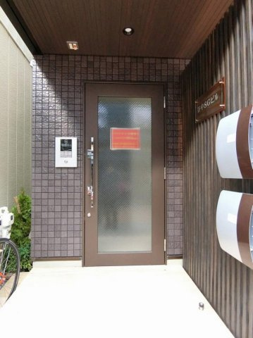 【エントランス】