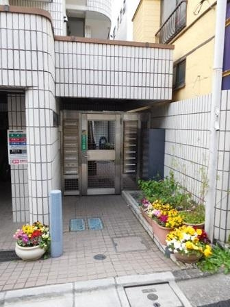 【エントランス】