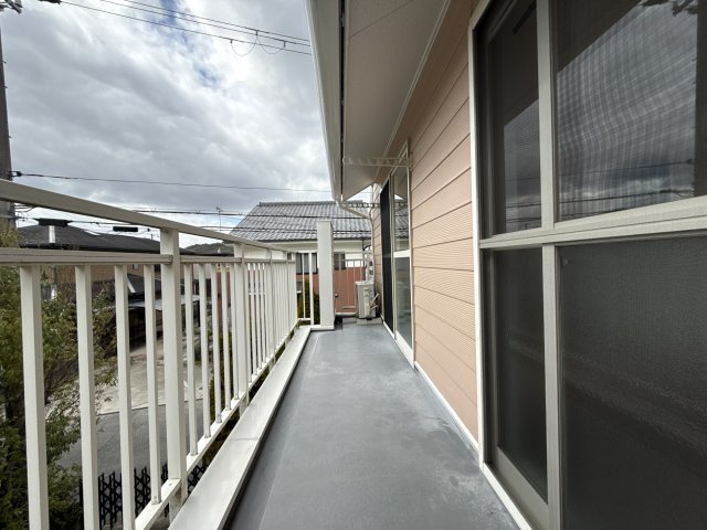 フォレストアベニューのバルコニー