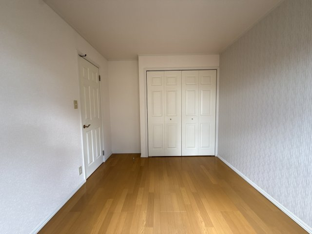 フォレストアベニューの寝室