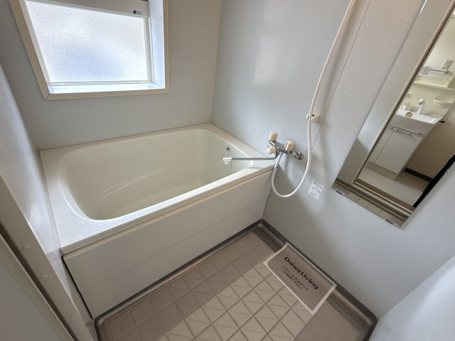 フォレストアベニューの浴室