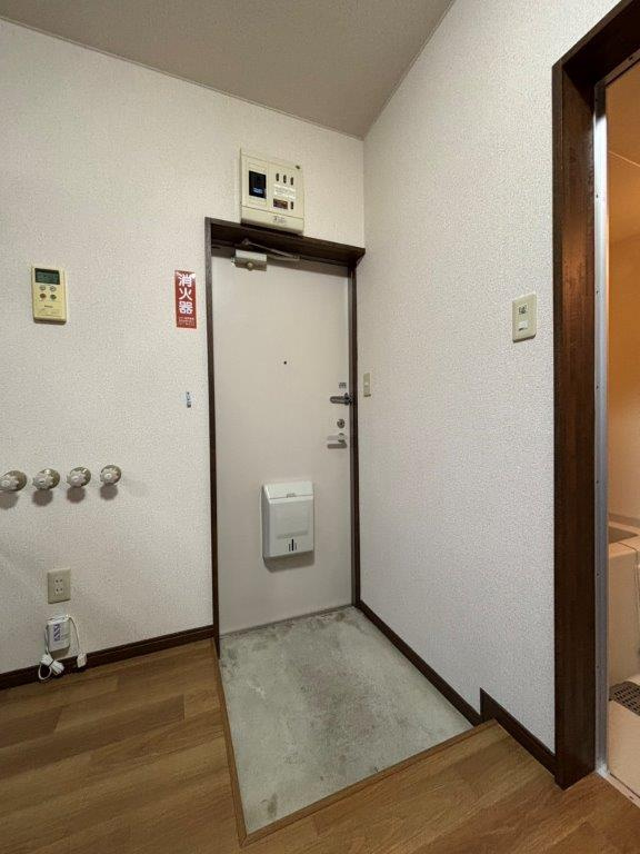 メゾンシーダの玄関