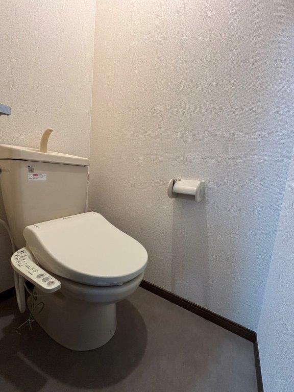 メゾンシーダのトイレ