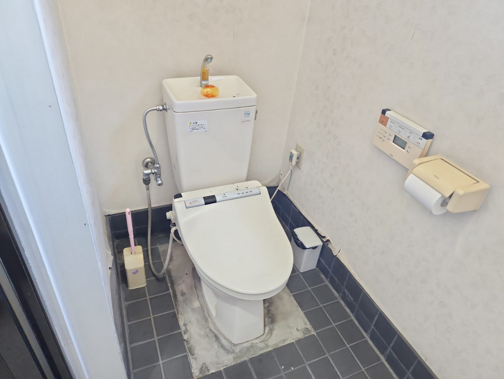 守山市水保町の店舗事務所のトイレ|トイレです