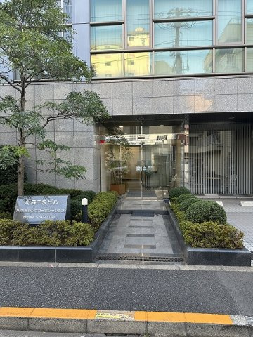 大森ＴＳビルのエントランス