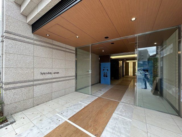 【エントランス】スプランディッド大須門前町
