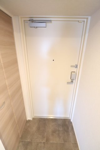 セレジェイラ　ミツの玄関