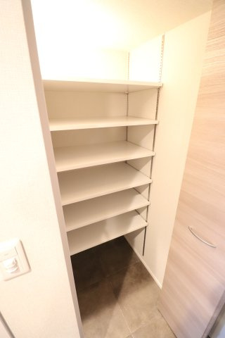 セレジェイラ　ミツの収納
