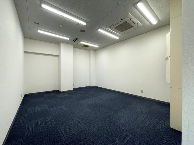 藤森ビルの内装