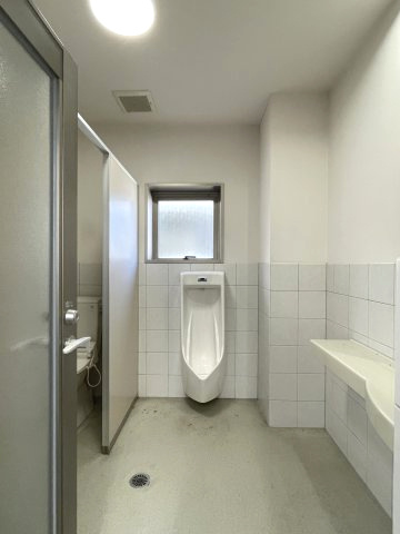 藤森ビルのトイレ|男性用トイレ