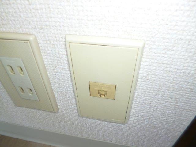 ハッピー早島の設備|電話モジュラー