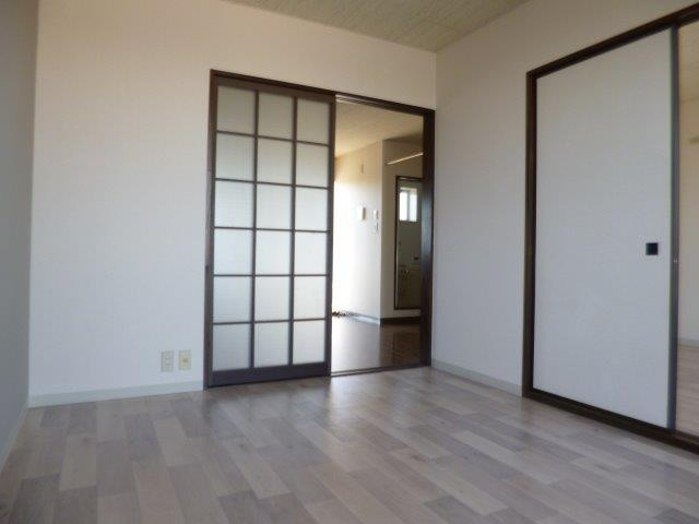 ハッピー早島の洋室