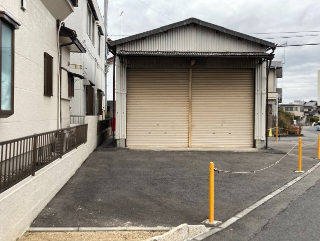 大津市一里山４丁目の倉庫